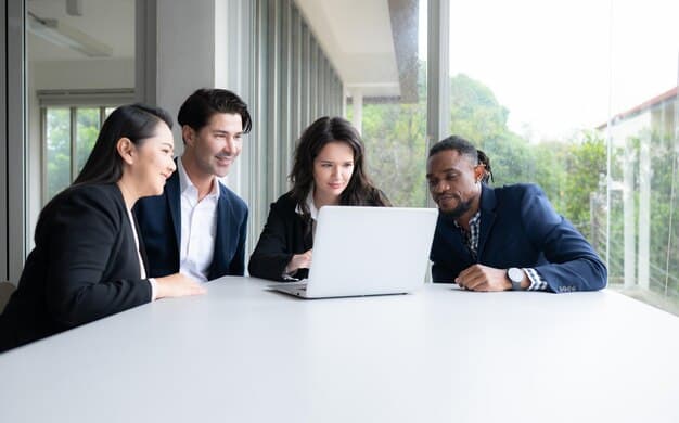 Reunión de trabajo colaborativo